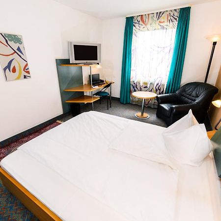Hotel Residenz Schnelldorf Ruang foto